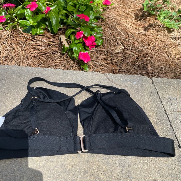 SHADE & SHORE SWIM TOP - Picture 3 of 6